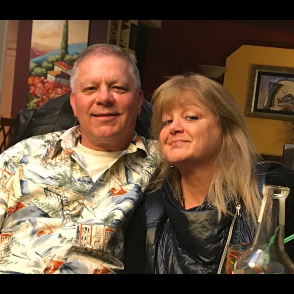 ๐๐๐ Hi Posher Pals! Please visit my closet. ๐ - Picture 4 of 5